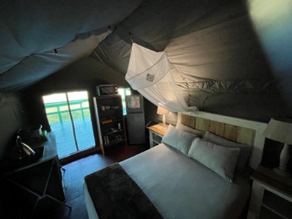 TO Strand Holiday Resort: River tent